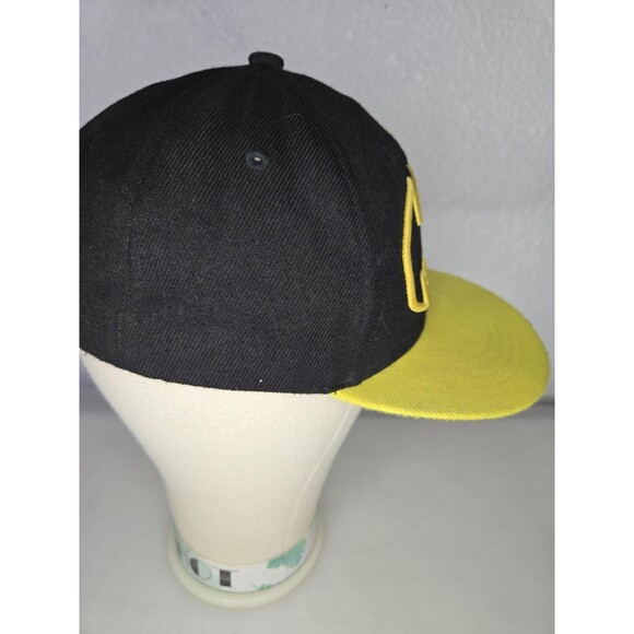 Batman Hat Cap Snap Back Black Yellow Comic Hero Logo Mens One Size Cosplay - Picture 4 of 6